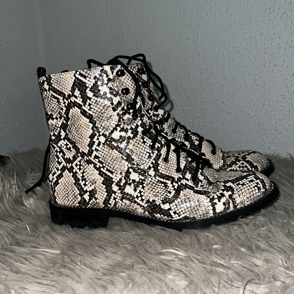 Snake skin Boots from EXPRESS. They are black and cream colored. Have been worn. - Picture 9 of 10